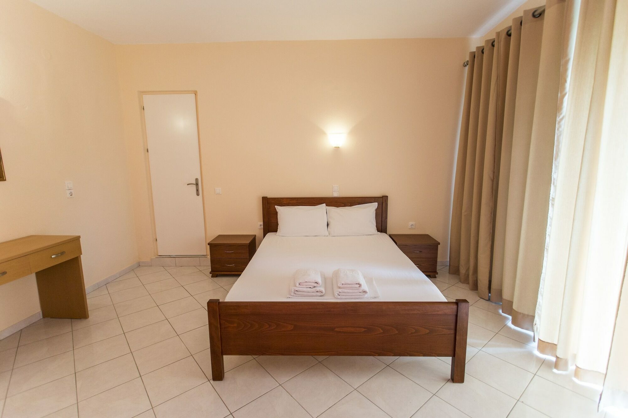 פארגה Narkissos Rooms מראה חיצוני תמונה